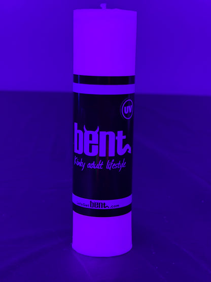 UV glowing under blacklight purple